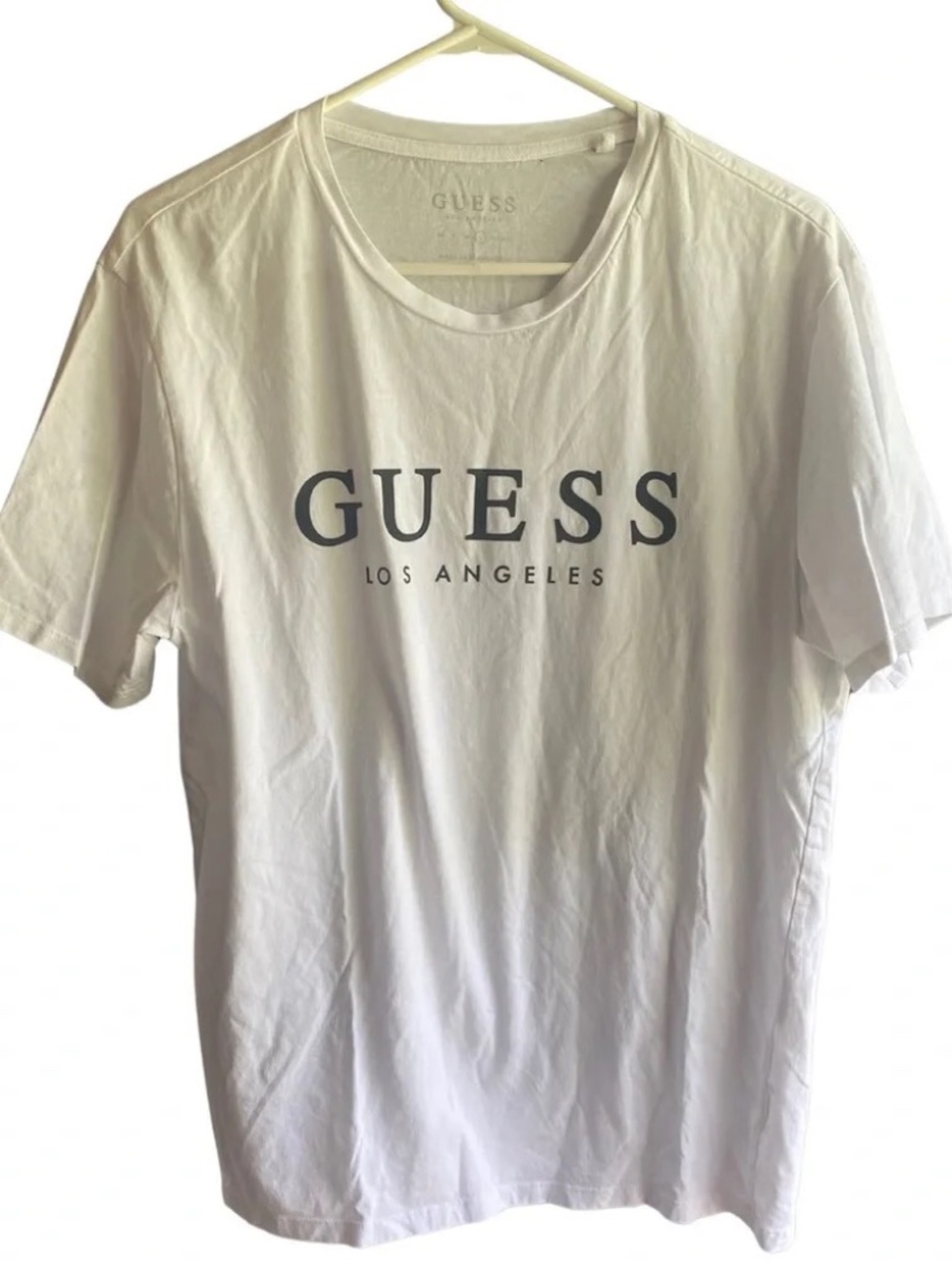 Guess Size Large L women’s white tee shirt lot6484